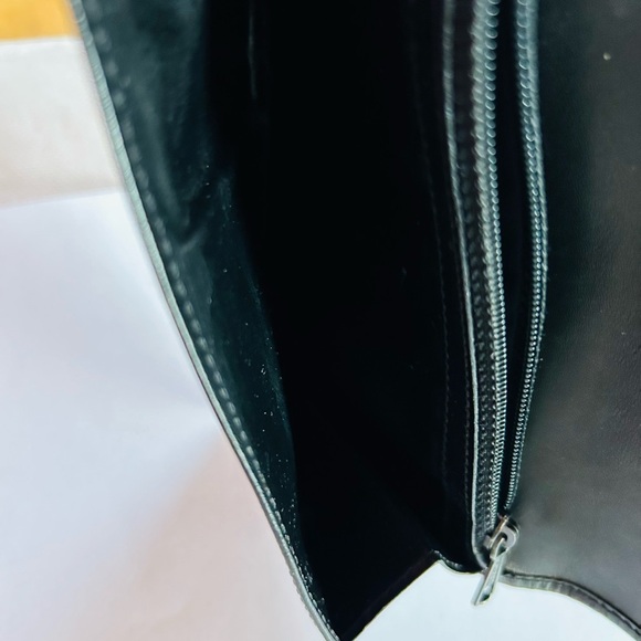 Celine Wallet in EUC Vintage - Picture 8 of 11